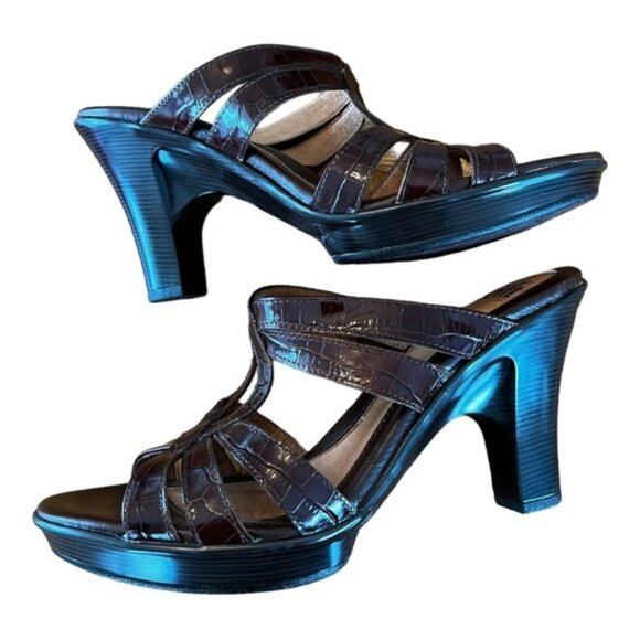 Euro Soft by Sofft Black Platform Slip On Heels sz 8.5 - Picture 1 of 7